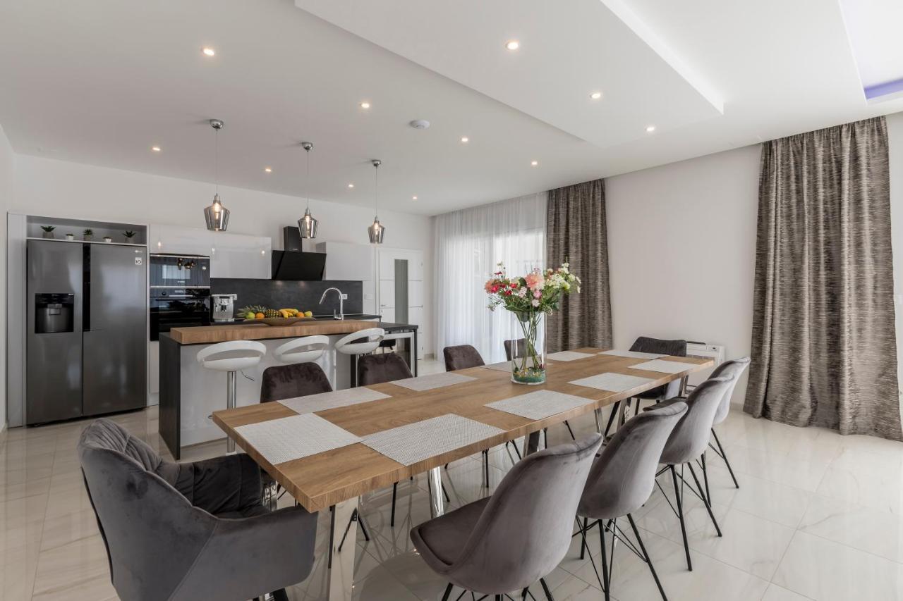 Luxurious Villa Meri Kaštela Екстериор снимка