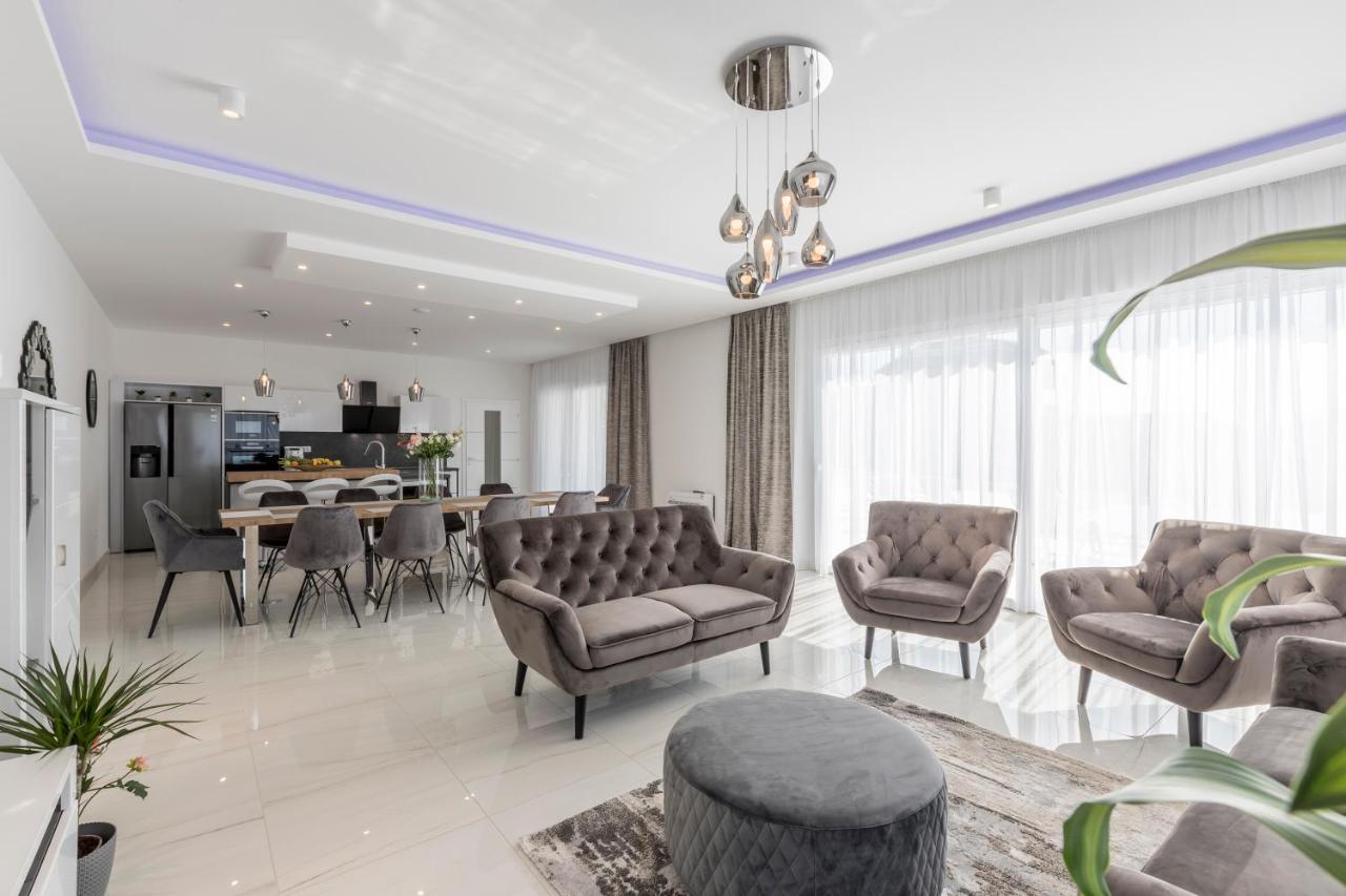 Luxurious Villa Meri Kaštela Екстериор снимка