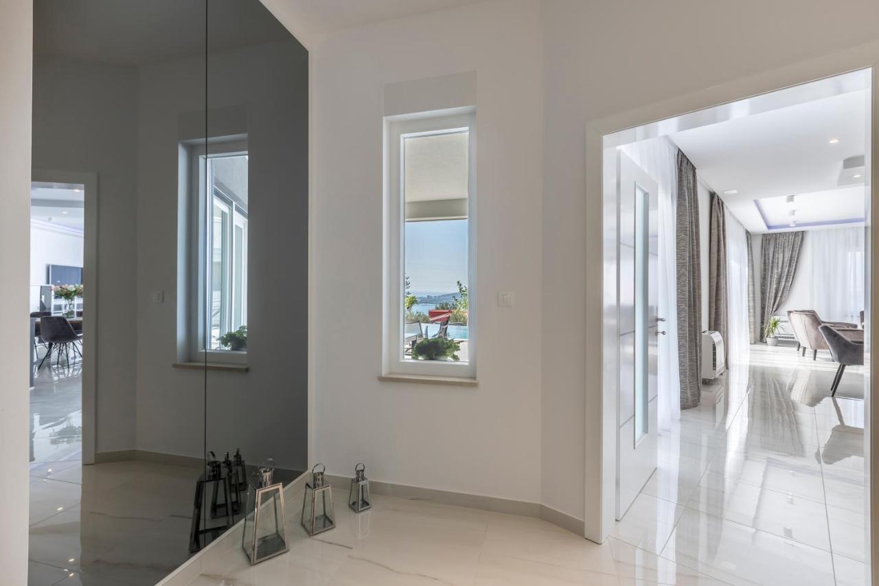 Luxurious Villa Meri Kaštela Екстериор снимка