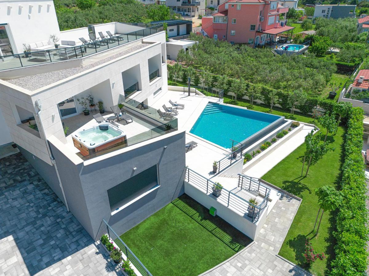 Luxurious Villa Meri Kaštela Екстериор снимка