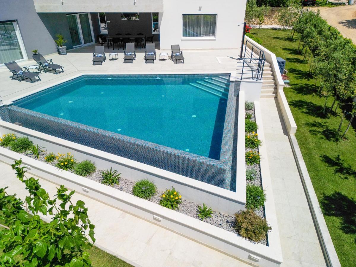 Luxurious Villa Meri Kaštela Екстериор снимка
